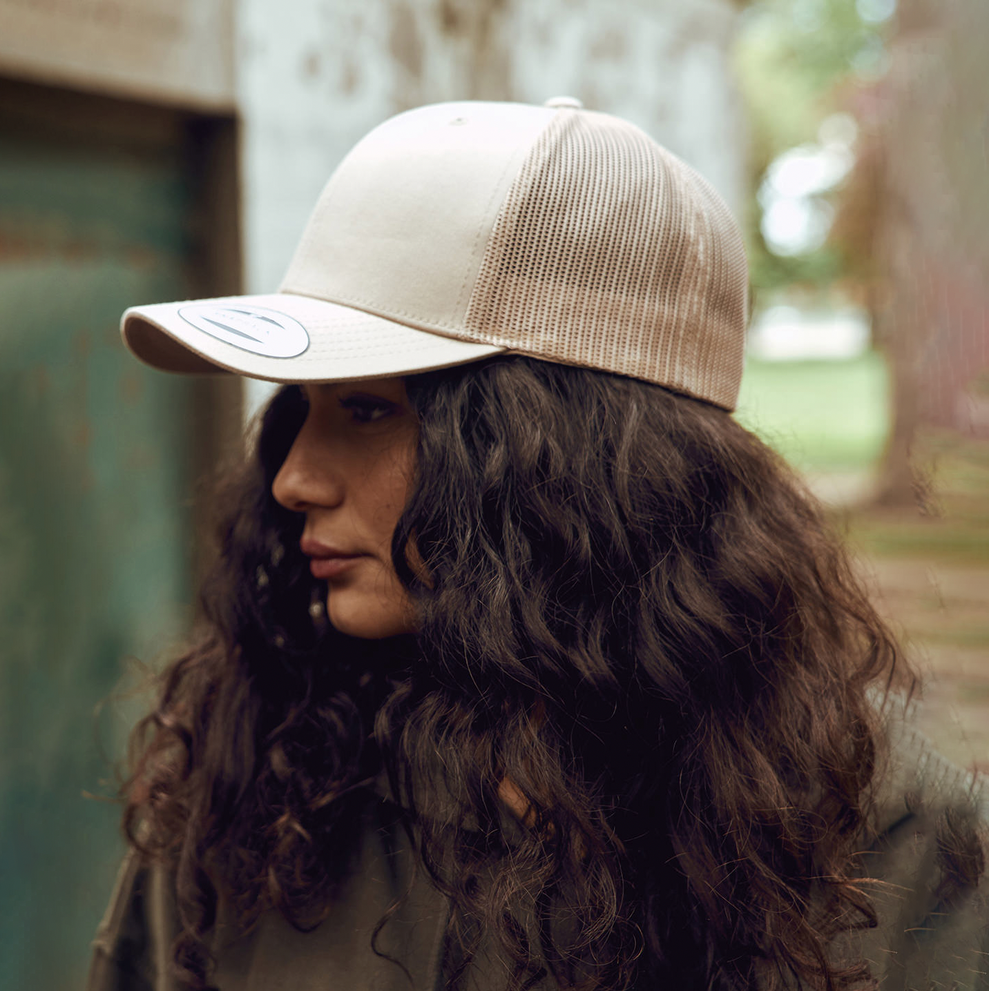 FLEXFIT | RETRO TRUCKER CAP | PLUS EMBROIDERY