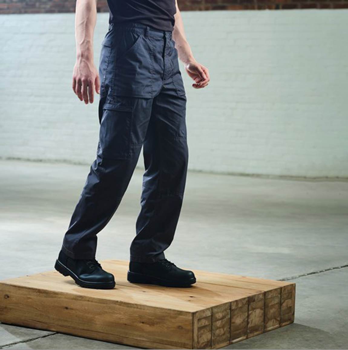 REGATTE | NEW ACTION TROUSERS | PLUS EMBROIDERY